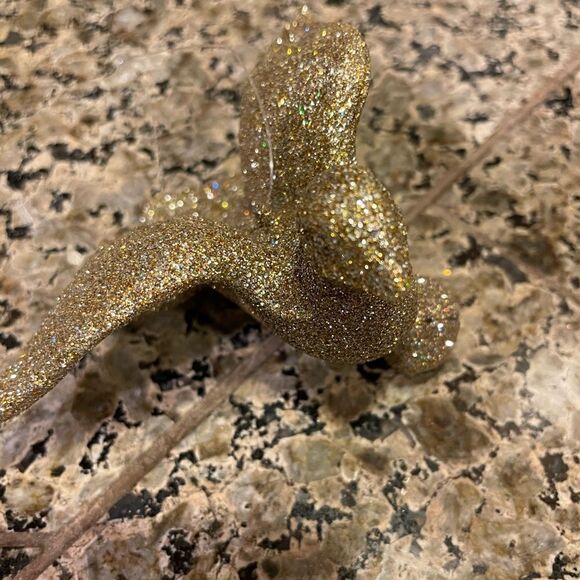 18 Gold Glitter Dove Ornaments With Bells - Picture 13 of 16